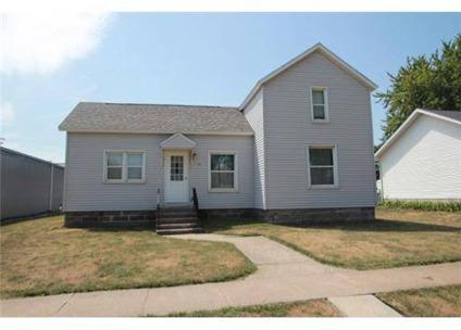 $45,000
Van Horne 2BR 1BA, Fixer Upper! Looking for a project? This