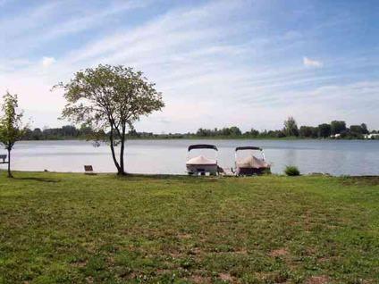 $45,000
Winamac, This lot has a beautiful veiw of the lake and is in
