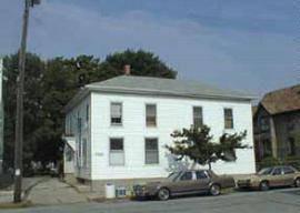 $45,900
Racine, LARGE 3 FAMILY WITH 2 LOWER 1 BR UNITS AND 1