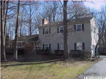 $464,900
Belford 4BR 2.5BA, Very large colonial on a very large and