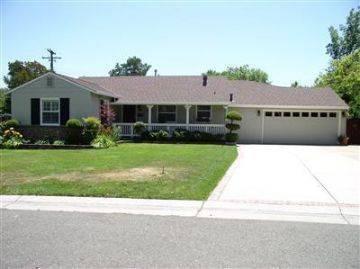 $467,000
Charming Home In Arden Park with Master Suite!!!