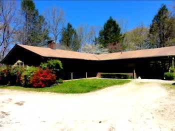 $475,000
3744a. Country Estate