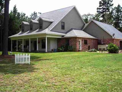 $476,000
Dry Prong Real Estate Home for Sale. $476,000 5bd/3ba. - Marshall Douglas of