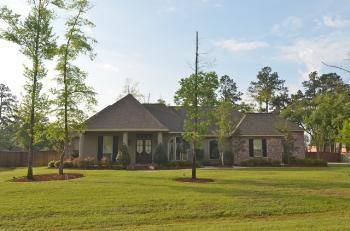$479,000
Madisonville 4BR 3BA, Welcome home to this stunning brick