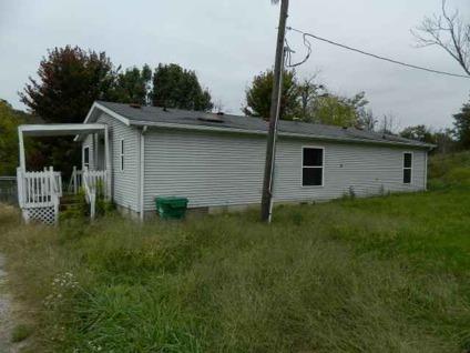 $47,900
Frankfort, 3BR/2BA manufactured home with 30 x 40 metal