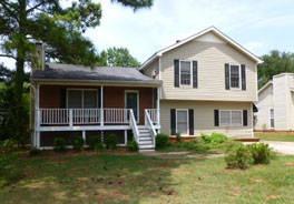 $47,900
Riverdale 3BR 3BA, Extra large split level ready for your