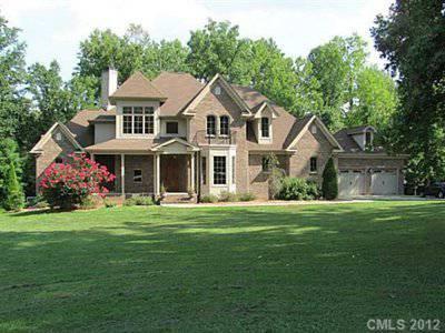 $485,000
Statesville 4BR 3.5BA, Gorgeous home on a cul-de-sac has