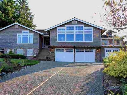 $489,000
Everett Real Estate Home for Sale. $489,000 4bd/3.25 BA. - Kenneth Swendsen of