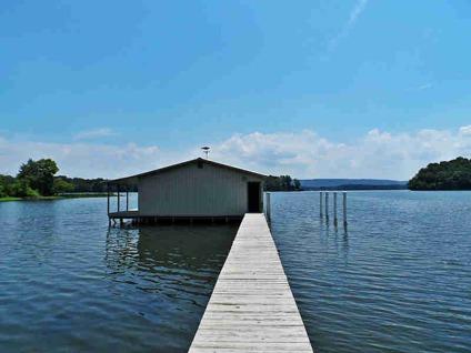 $489,900
Scottsboro, MAIN CHANNEL 3BR/2BA REMODELED WATERFRONT HOME