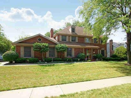 $498,000
Palatine 4BR 3.5BA, Step into this home and be WOWED.