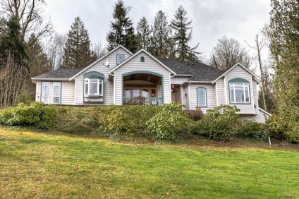 $499,000
Gorgeous 4 bedroom home on a huge lot in Monroe WA