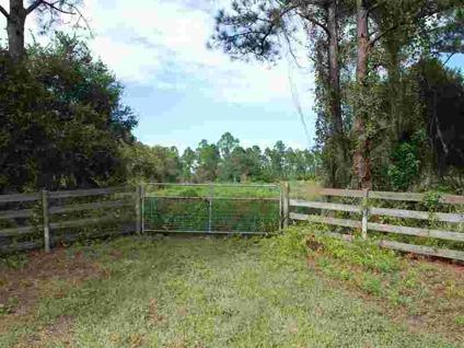 $499,000
Sarasota, Fantastic 5 acre lot located directly off of