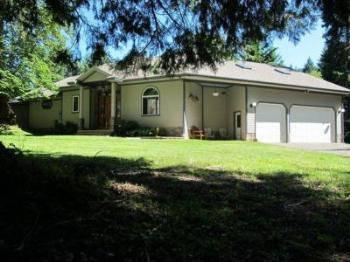$499,900
Azalea 3BR 2BA, On 13 plus acres with secluded lot with over
