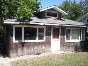 $49,345
Round Lake Two BR One BA, Cash offers or Rehab loans Only - Needs