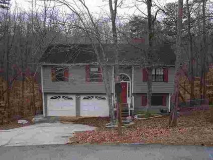 $49,900
Flowery Branch, 3BR/2BA SPLIT LEVEL ON LARGE WOODED SLOPING