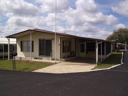 $49,900
Furnished 2/2 Double-Wide Mobile w/Land in Spanish Trails in Zephyrhills, FL