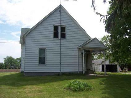 $49,900
Little York 3BR 1BA, Country home just east of .