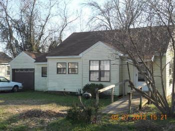$49,900
Russellville 2BR 1BA, Listing agent and office: Madonna
