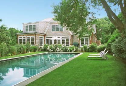 $4,299,000
Amagansett Style in the Lanes