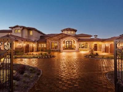 $4,500,000
Old World Tuscan Inspired Waterfront Estate