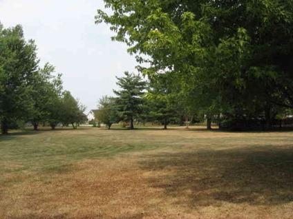 $50,000
Jerseyville, Last available lot in subdivision.