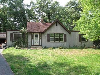 $50,000
Wonder Lake 2BA, Great value short sale! Only 2 blocks from