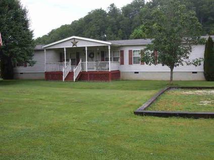 $51,600
Salyersville 4BR 2.5BA, This is a large, spacious doublewide