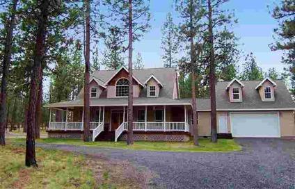 $520,000
Sisters 3BR 3.5BA, Charming custom country home on 3.4 acres