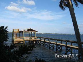 $524,900
Fabulous Waterfront Home