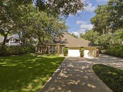 $524,900
Peaceful & Private Setting at the Beach in Ponte Vedra!