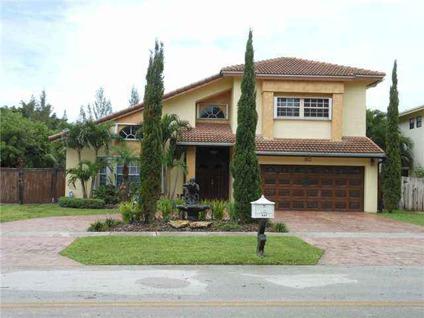 $525,000
Plantation Four BR 2.5 BA, H899588 WELCOME YOUR FRIENDS TO THIS