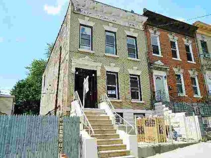 $539,000
Brooklyn 6BR 3BA, Very nice 2 family brick house.