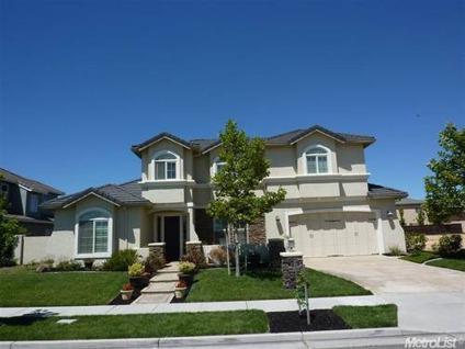 $539,000
Elegant Custom Home And Outdoor Fireplace!! 1/2% Down! Min 580 FICO