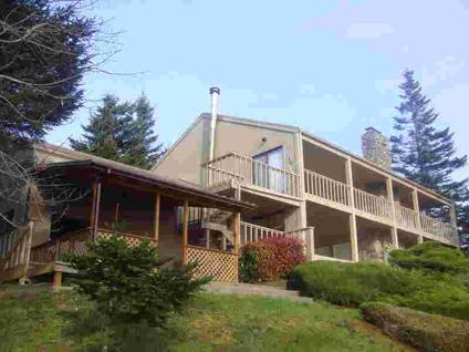 $545,000
Gold Beach 4BR 4BA, SUPERB OCEAN VIEW, see all the way to !