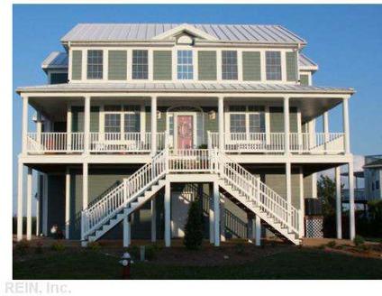 $548,000
Hampton 4BR 4.5BA, Fabulous 3 story Custon Home built in