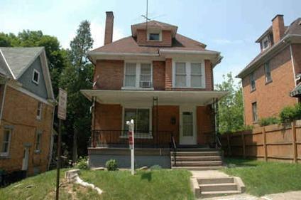 $54,853
115 Locust - This basic brick home is anything but basic inside!