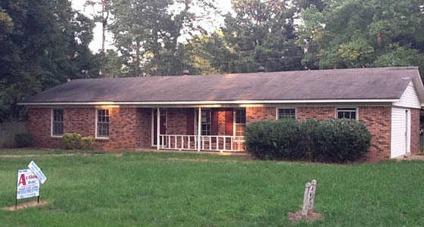 $54,900
Batesville 3BR 2BA, Auction to be Held On-Site: 211 Gordon