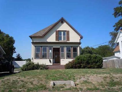 $54,900
Galesburg 3BR 1.5BA, Buyer to provide letter of prequal or