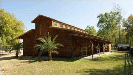 $550,000
Awendaw, Spectacular 8 stall barn on 7 beautiful acres ready