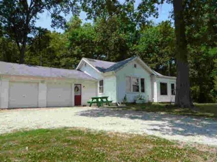 $55,500
Cozy place sitting on 2.5 acres