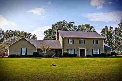 $565,000
Clinton 5BR 3.5BA, Approximately 3 miles south of I-20 off