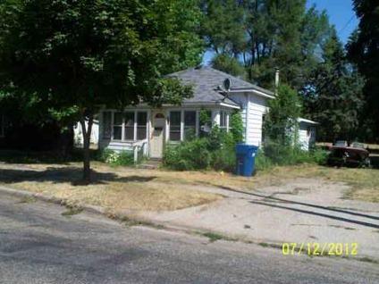 $56,500
Excellent home for 1st homeowners-landlords-investors-renters