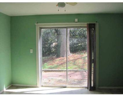 $56,900
Atlanta, SPLIT LEVEL HOME IN CHAMBLEE. 4 BEDROOMS