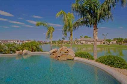 $574,900
Chandler, Lovely WATER LOT home in gated community-5 bed/3