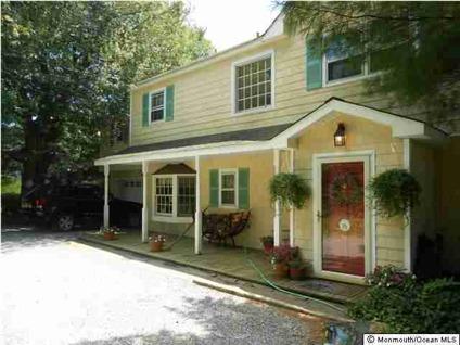 $574,900
Middletown 4BR 2.5BA, NAVESINK AT ITS BEST!