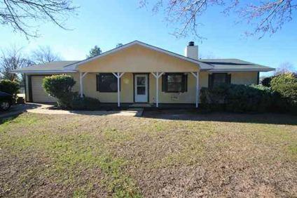 $57,000
Property For Sale at 109 Greenwood Dr Warner Robins, GA