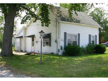 $57,000
Rockford, Affordable 3 bedroom home with one bath.