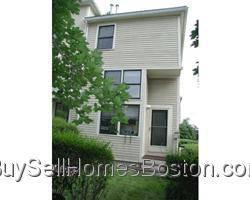 $580,000
CAMBRIDGE - CENTRAL SQUARE - 2 BEDROOM - 1.5 BATHROOM - $580000 - Available Now