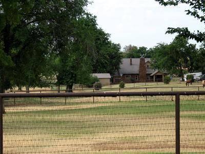 $585,000
15 Acre Horse Ranch