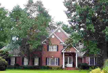$585,000
Savannah 4BR 3.5BA, NEW LISTING! Gorgeous brick home located